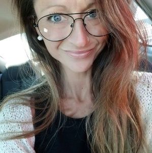 Meet your Posher, Kari